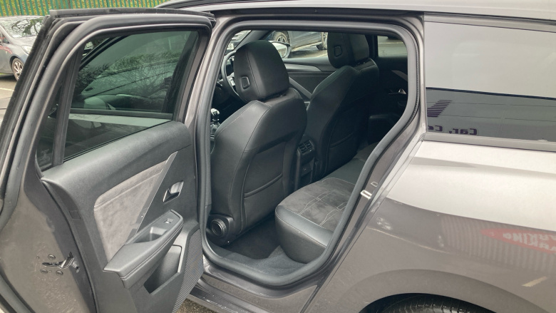 Vauxhall Astra 1.2 Turbo 130 Ultimate 5dr Petrol Estate